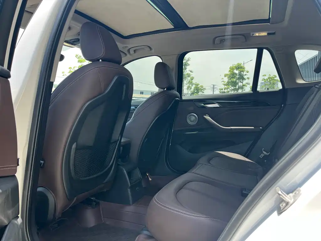 BMW X1 2022 — фото 15
