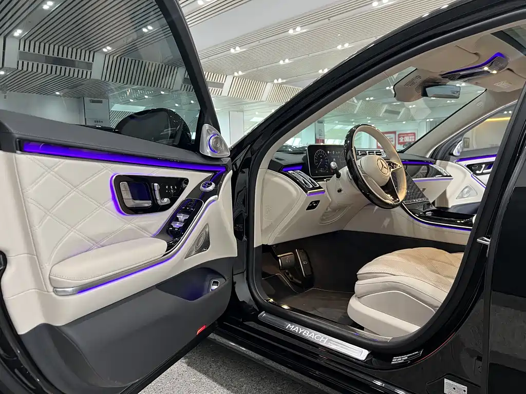 Mercedes-Benz Maybach S-Class 2024 — фото 4