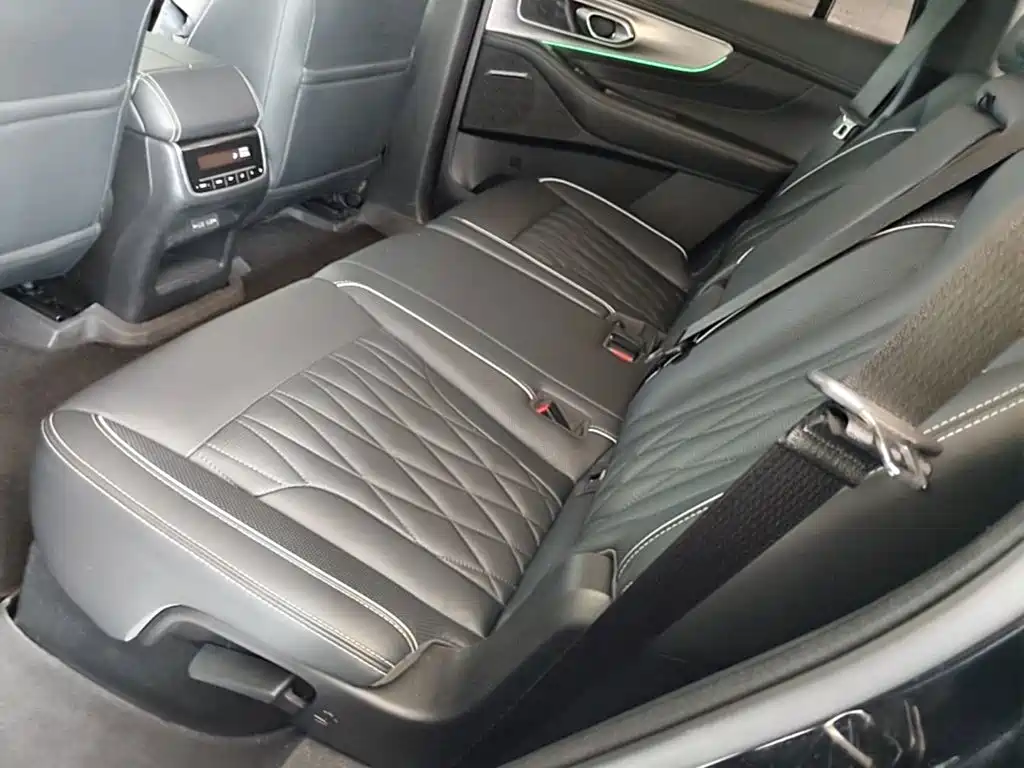GAC Trumpchi GS8 2022 — фото 17