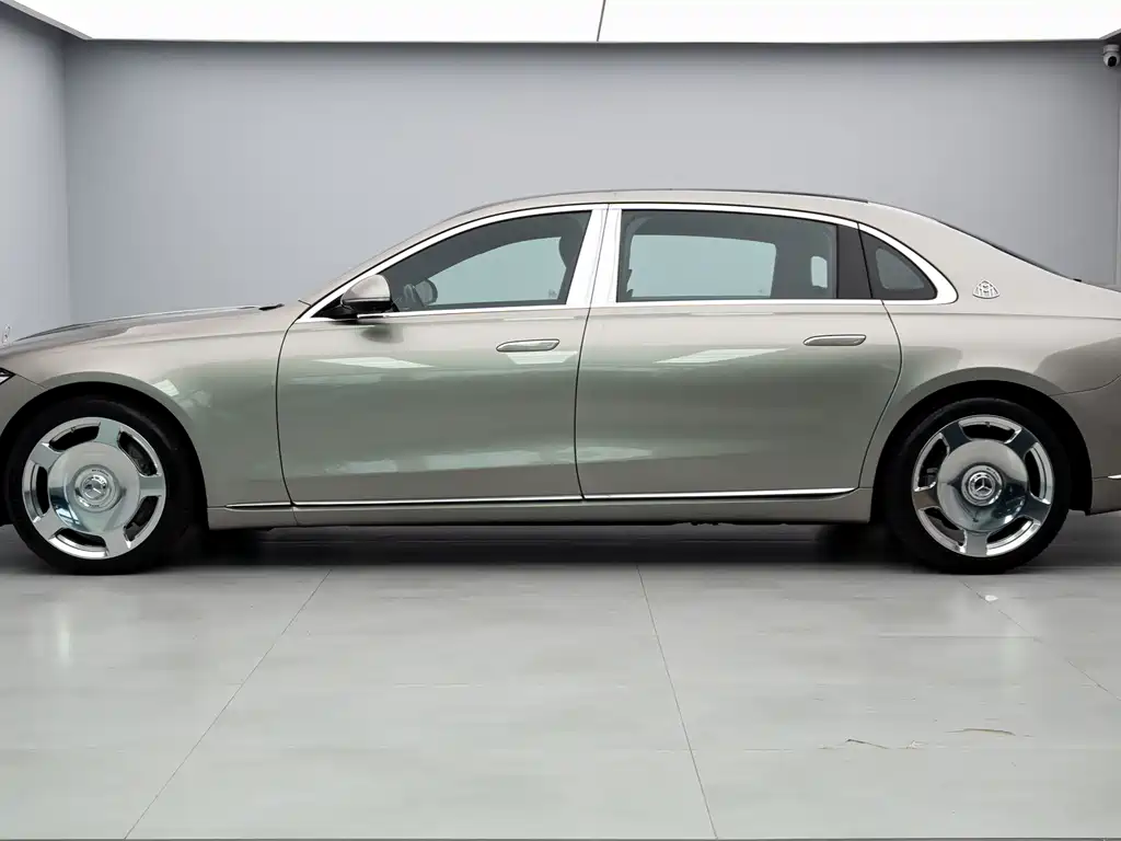 Mercedes-Benz Maybach S-Class 2024