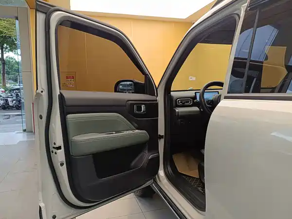 Baojun Yep Plus 2025