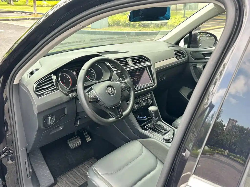 Volkswagen Tiguan L 2019