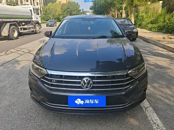 Volkswagen Sagitar 2022