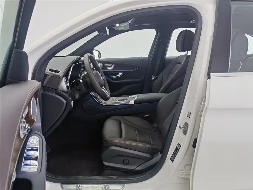 Mercedes-Benz GLC 2020 — фото 10