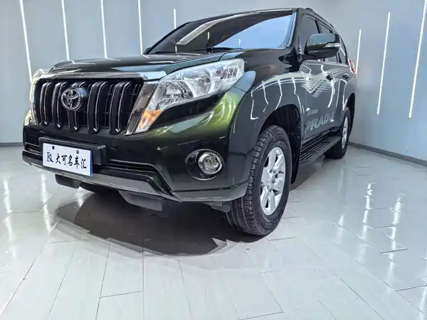 Toyota Prado 2015
