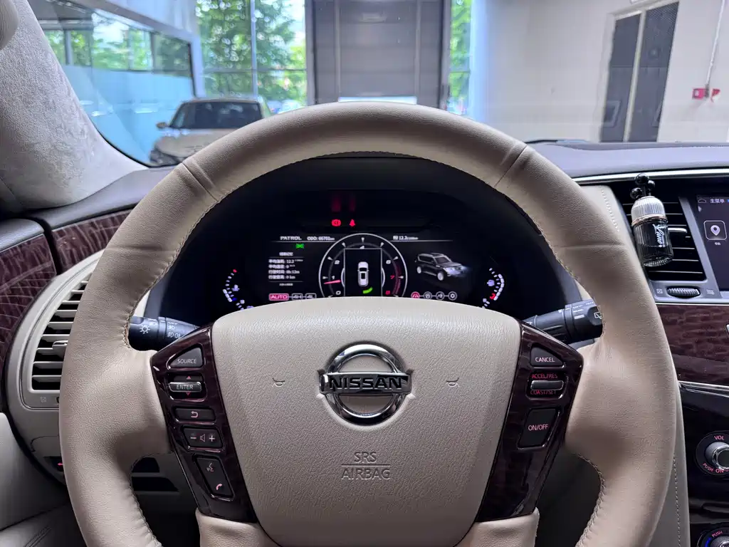 Nissan Patrol 2020 — фото 15