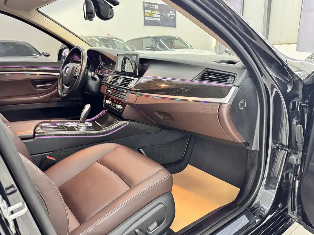 BMW 5 Series 2016 — фото 4