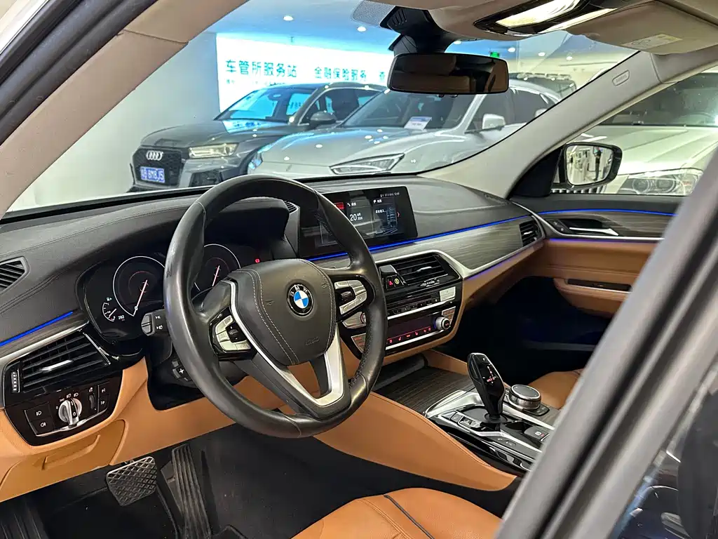 BMW 6 Series GT 2019 — фото 10