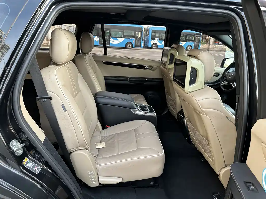 Mercedes-Benz R-Class 2014 — фото 16