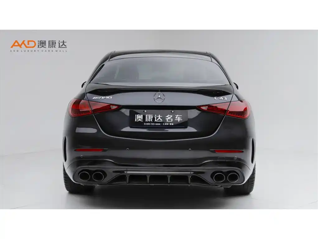 Mercedes-Benz C-Class AMG 2025 — фото 4