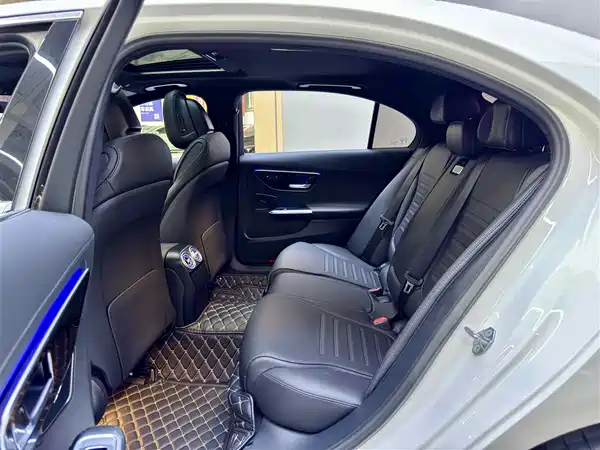 Mercedes-Benz C-Class 2022