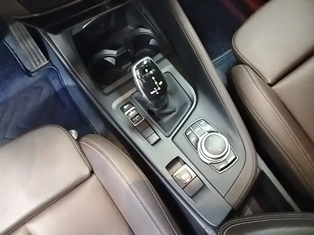 BMW X1 2021 — фото 14