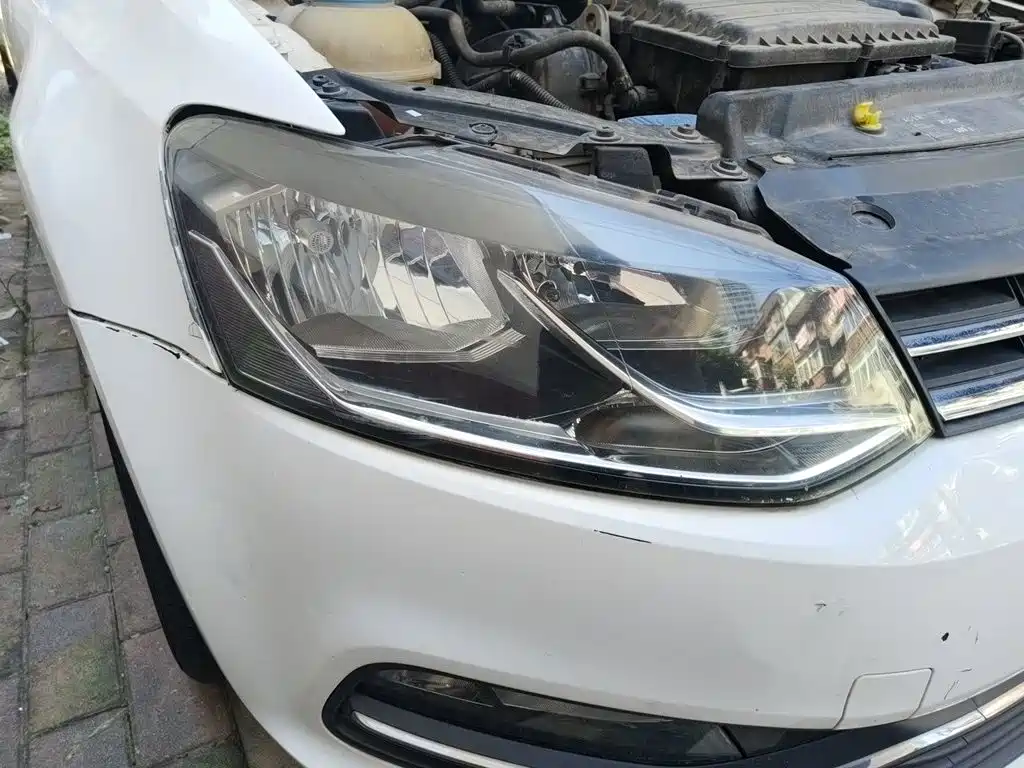 Volkswagen Polo 2015