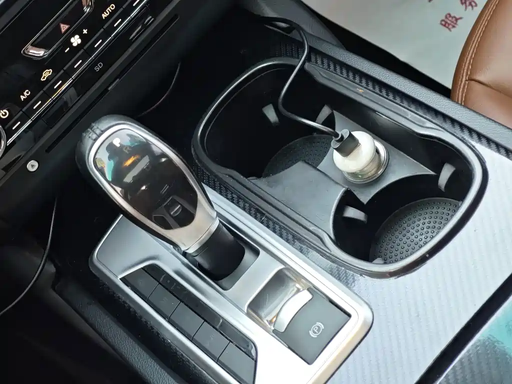 Maserati Ghibli 2016 — фото 12