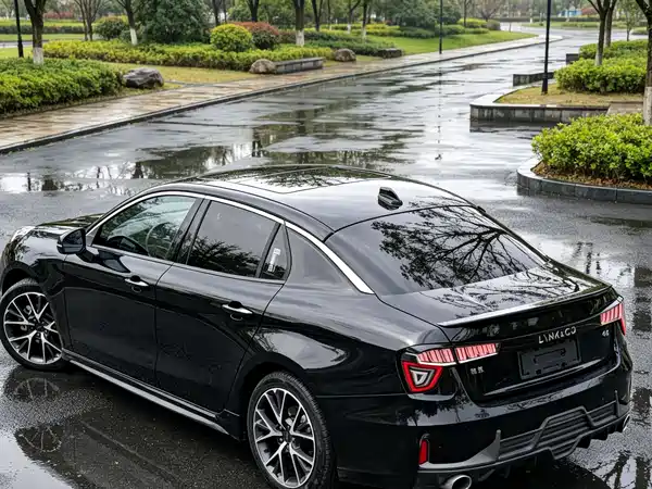 Lynk & Co 03 2019