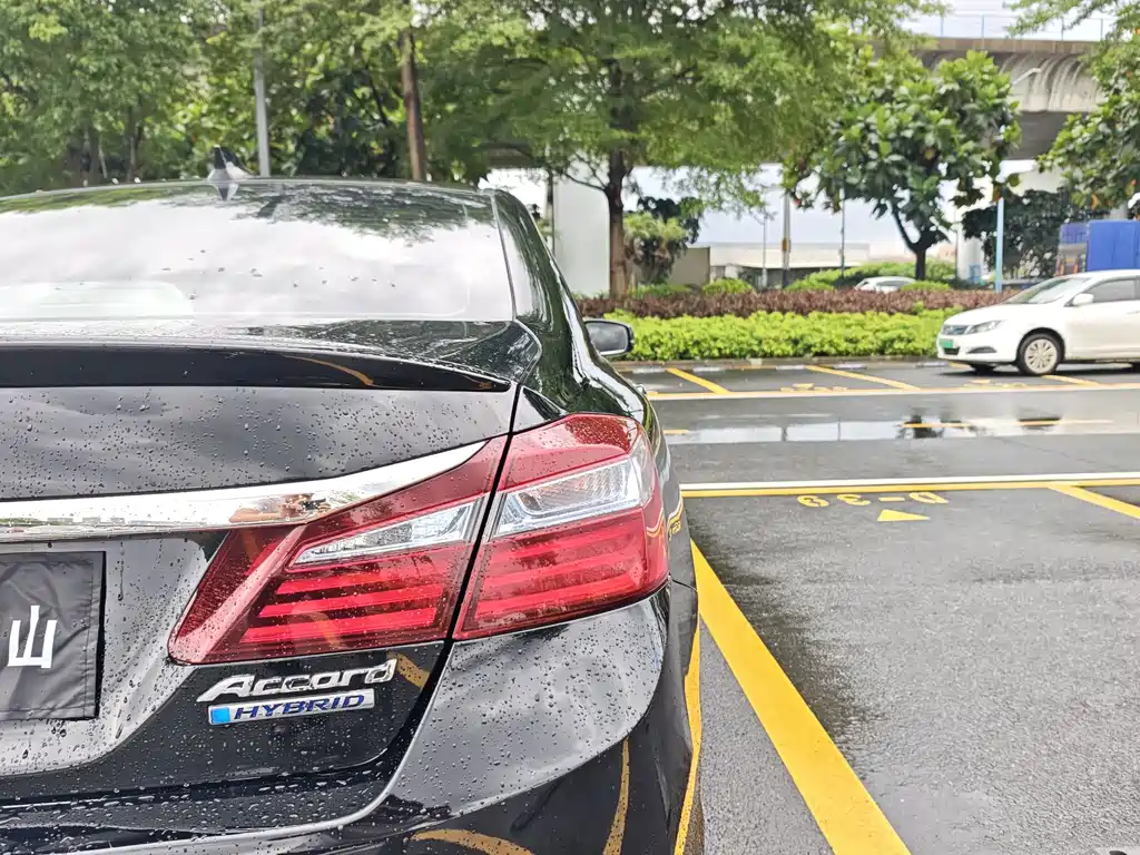 Honda Accord 2018 — фото 22