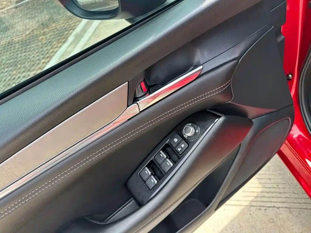Mazda Atenza 2019 — фото 12
