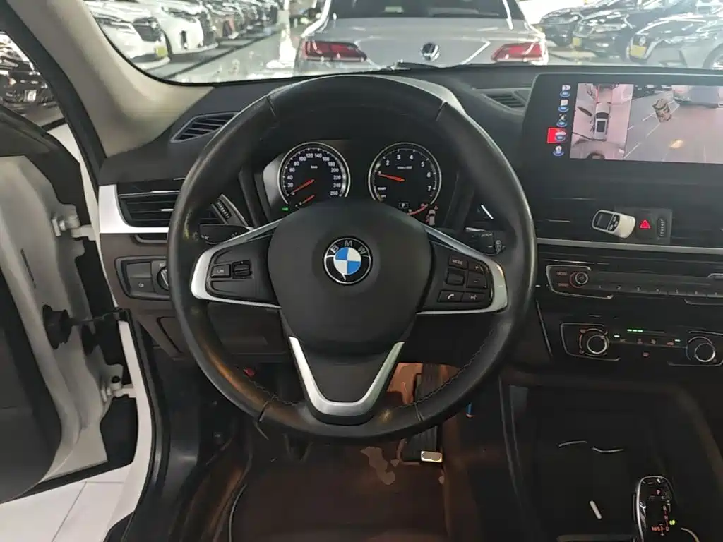 BMW X1 2022 — фото 11