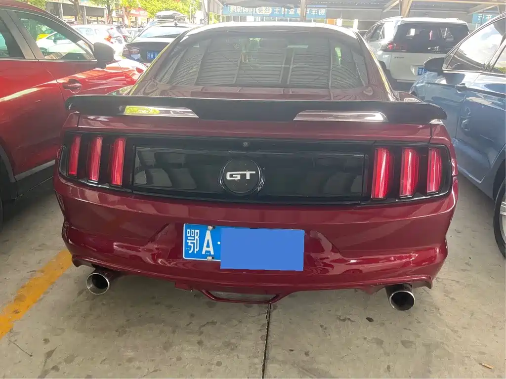 Ford Mustang 2016 — фото 14