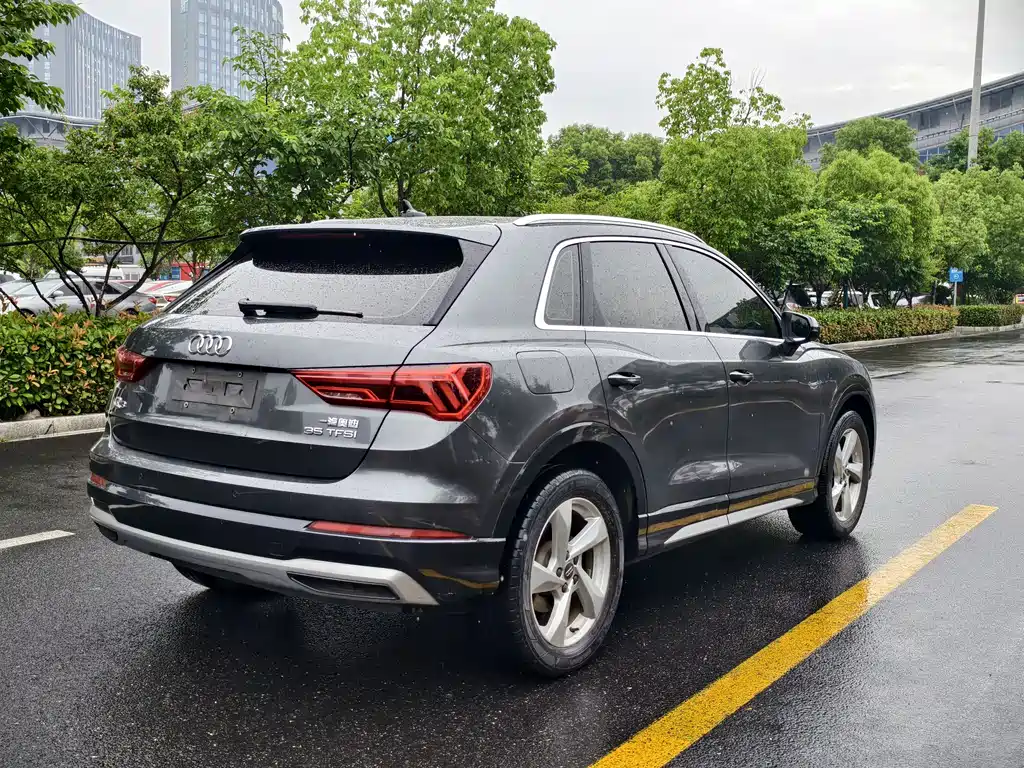 Audi Q3 2020 — фото 4