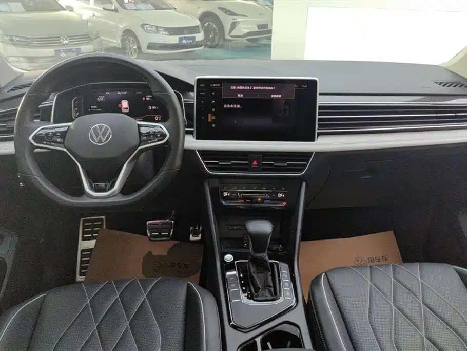 Volkswagen Tiguan L 2022 — фото 12