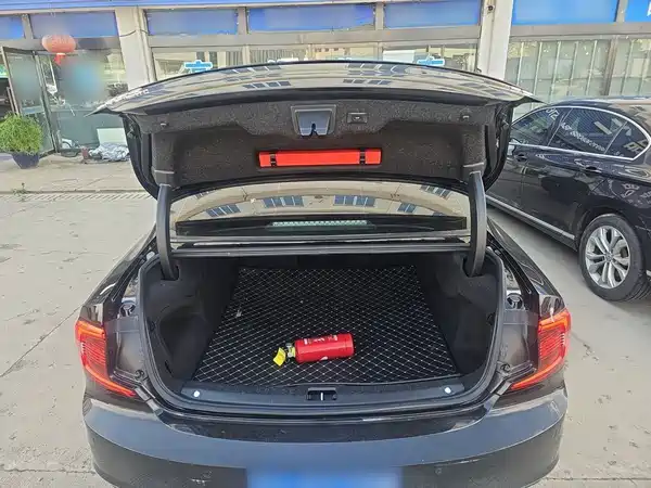 Volvo S90 2022