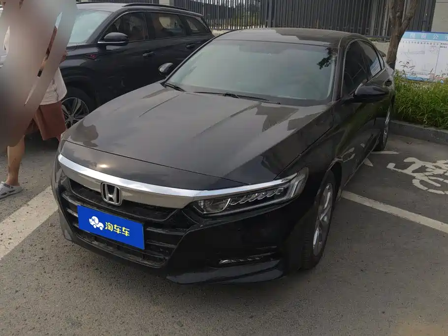 Honda Accord 2021 — фото 1