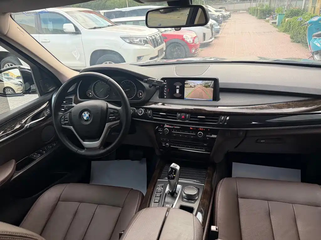 BMW X5 2018 — фото 15