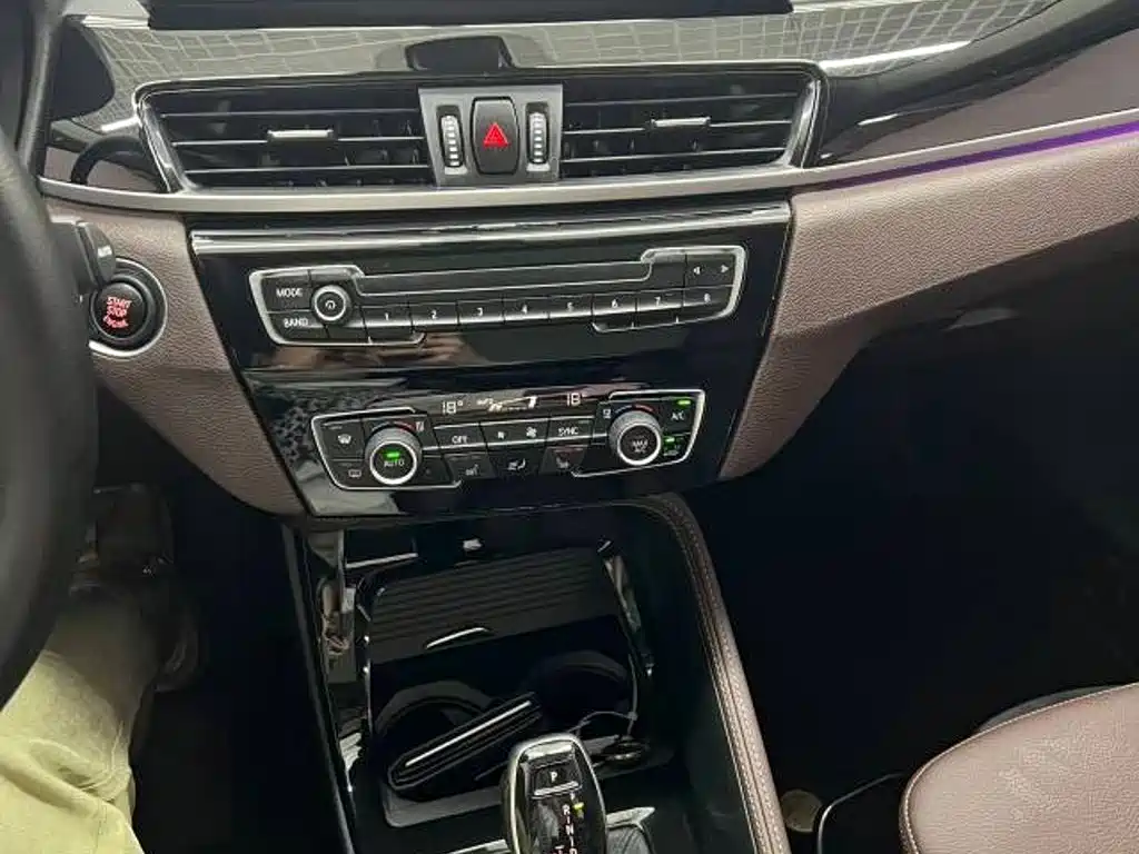 BMW X1 2022 — фото 12