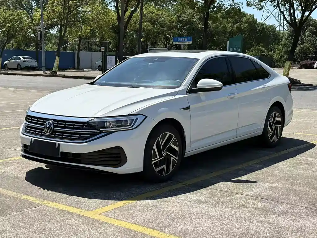 Volkswagen Sagitar 2023