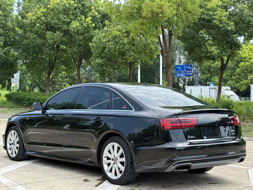 Audi A6L 2019