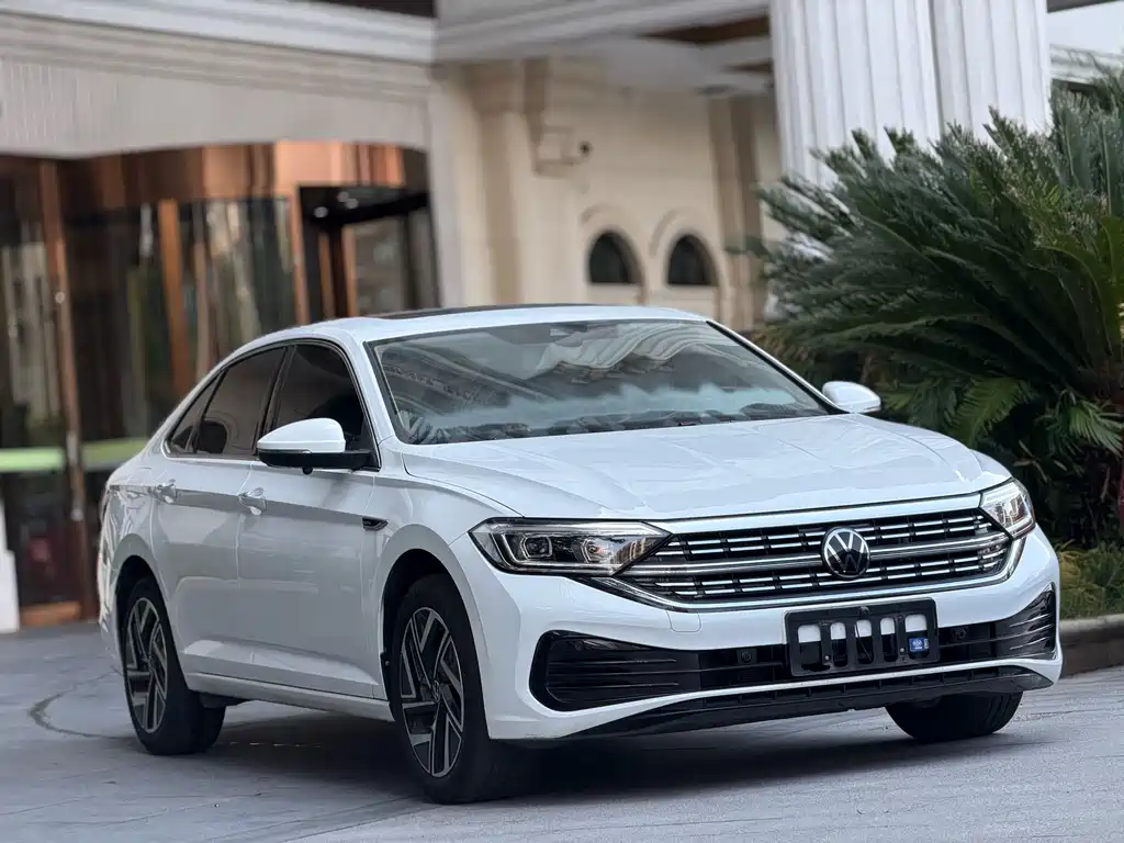 Volkswagen Sagitar 2023