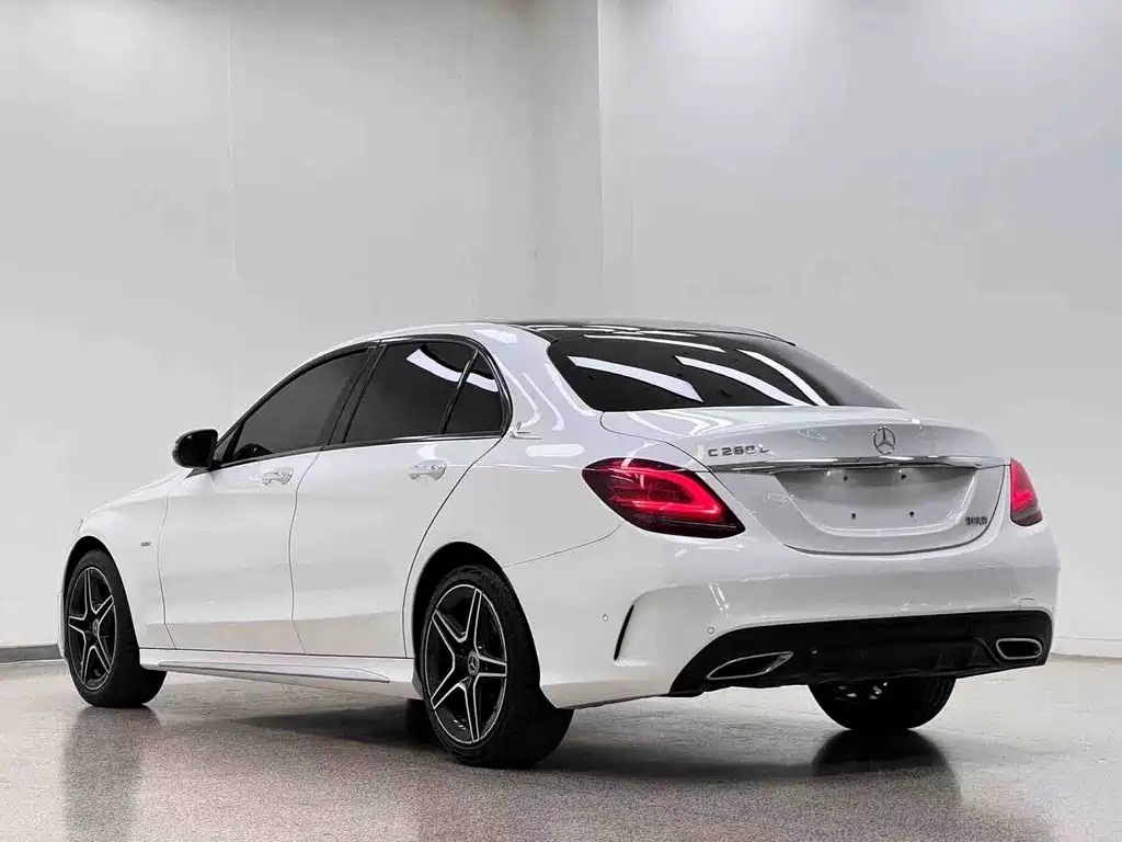 Mercedes-Benz C-Class 2021 — фото 30