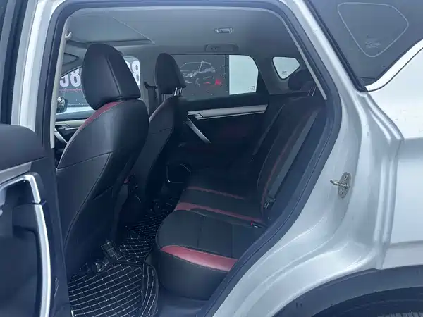 Geely Binyue 2022