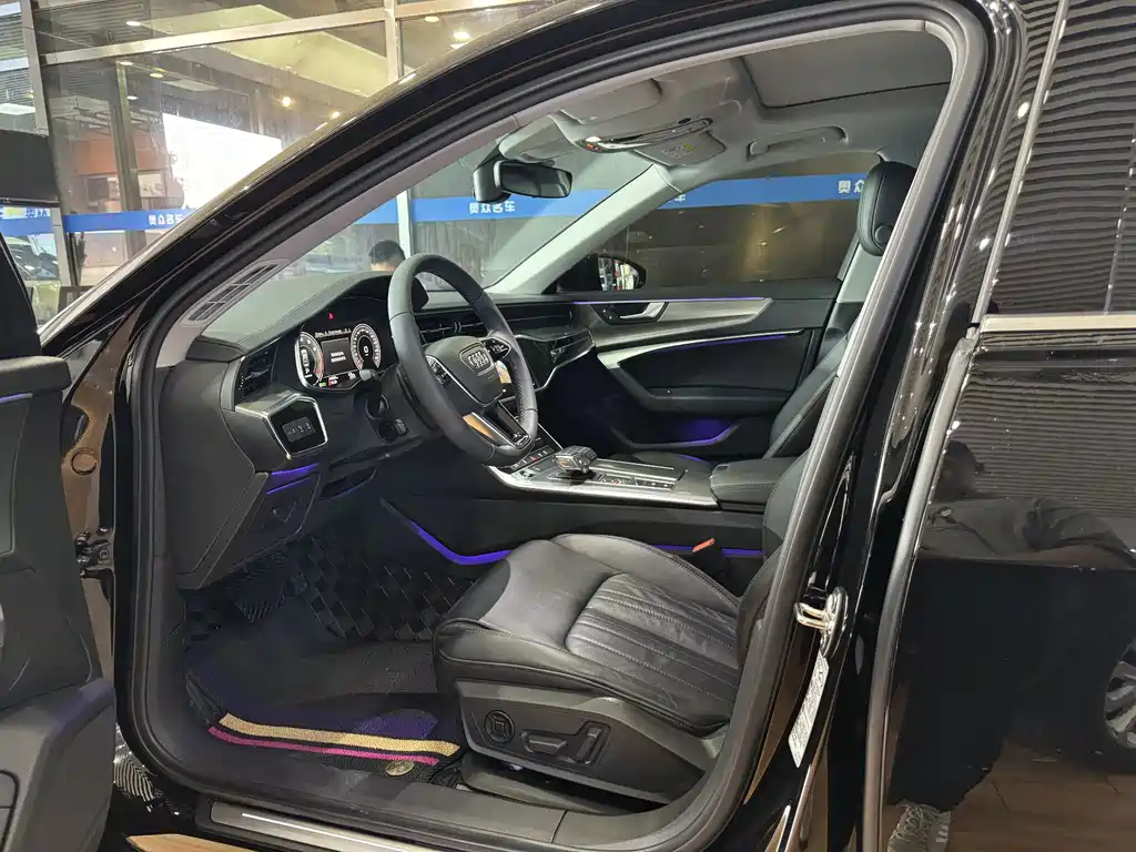 Audi A6L 2022