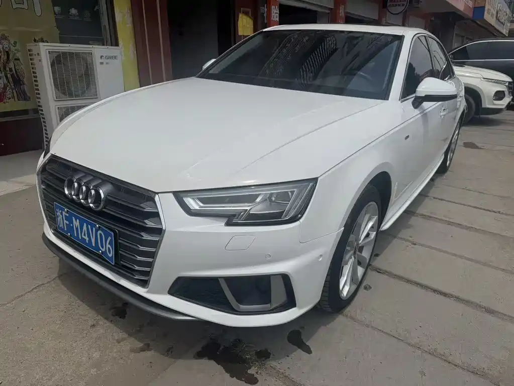 Audi A4L 2019