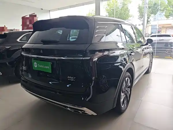 Hongqi HS7 PHEV 2024