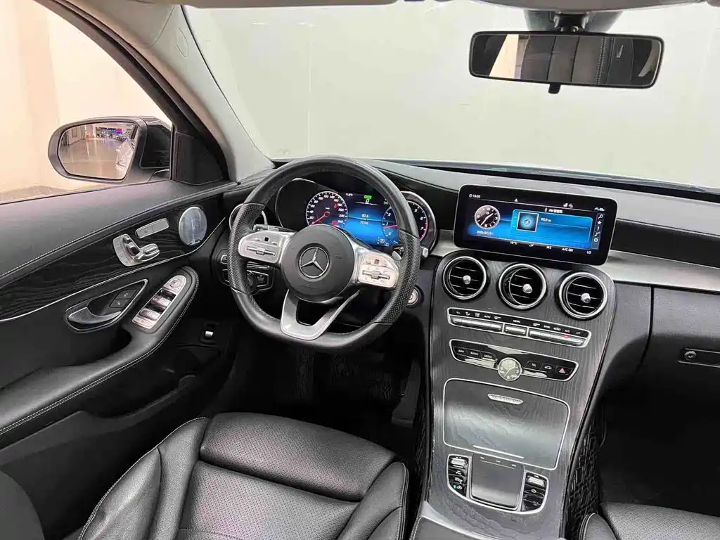Mercedes-Benz C-Class 2021 — фото 17