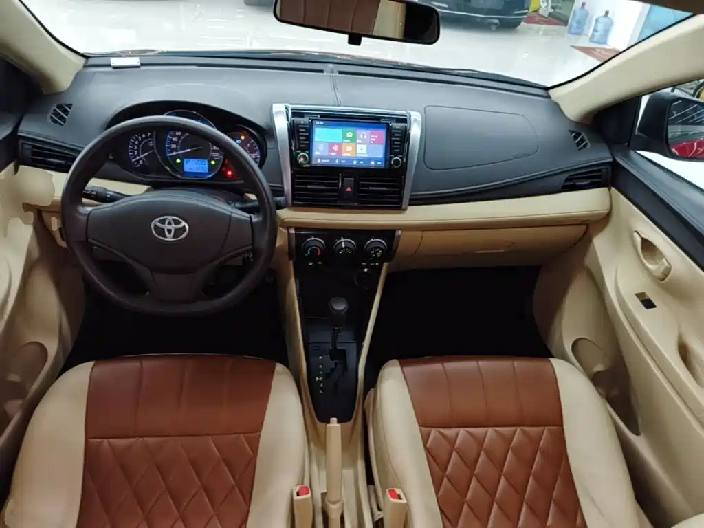 Toyota Vios 2014 — фото 10