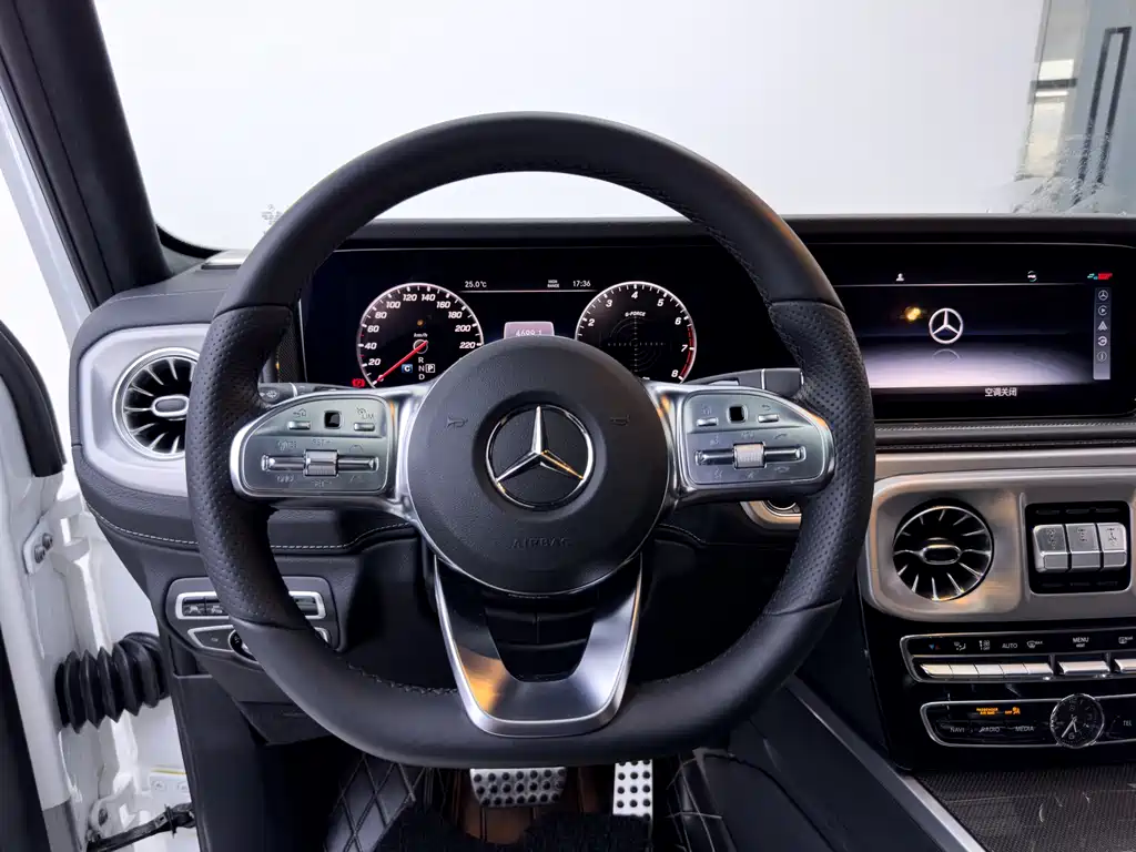 Mercedes-Benz G-Class 2022 — фото 17