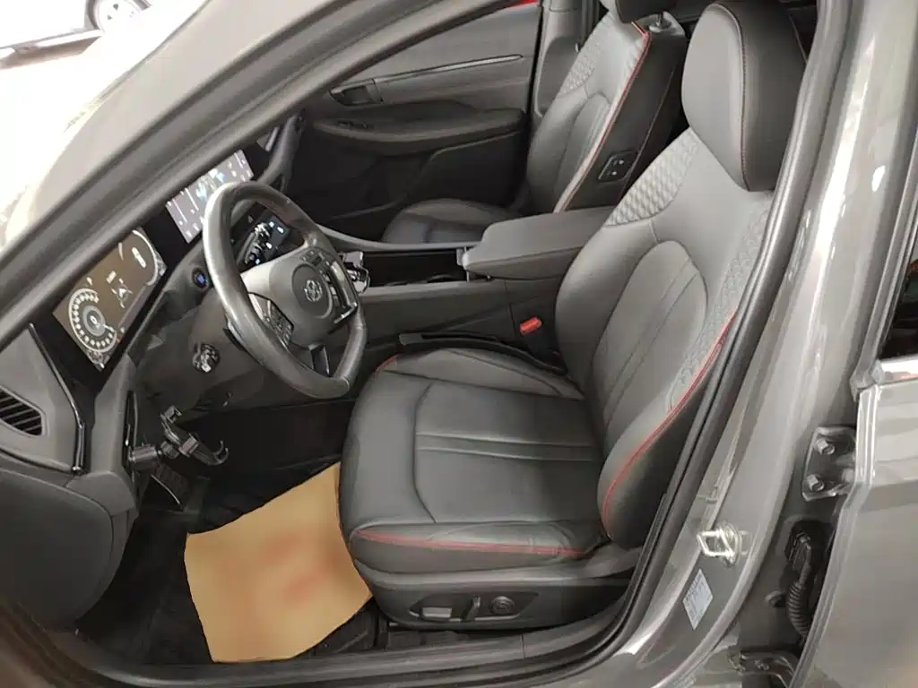 Hyundai Sonata 2020 — фото 15