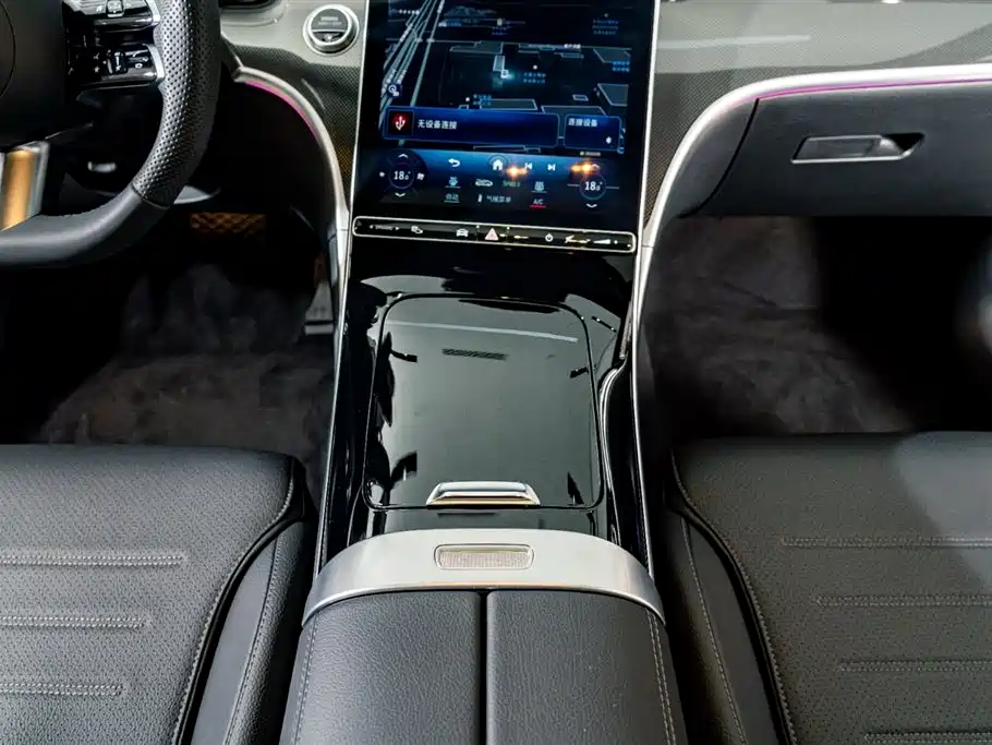 Mercedes-Benz C-Class 2023 — фото 11