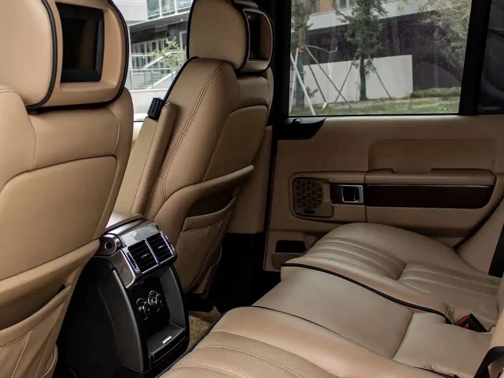 Land Rover Range Rover 2012 — фото 16
