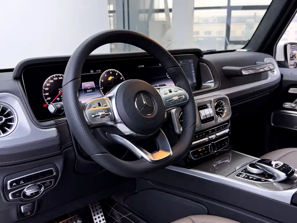 Mercedes-Benz G-Class 2022 — фото 15