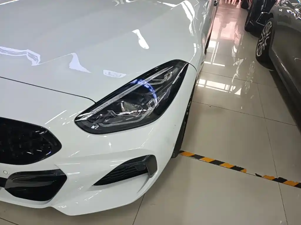 BMW Z4 2020 — фото 24