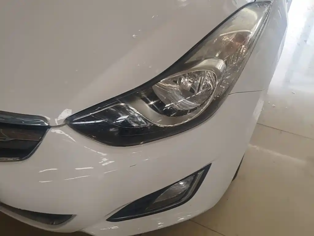 Hyundai Elantra 2016 — фото 24