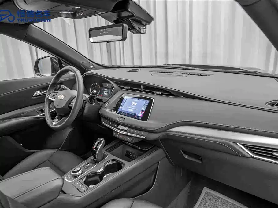 Cadillac XT4 2023 — фото 14
