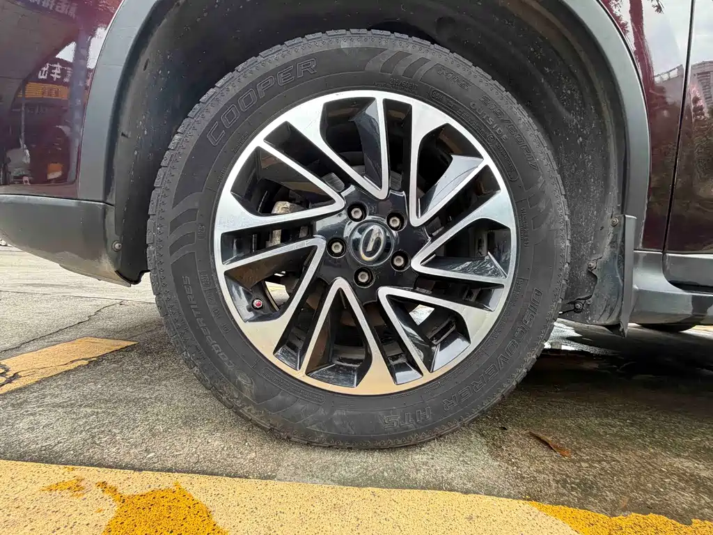 GAC Trumpchi GS4 2018 — фото 14