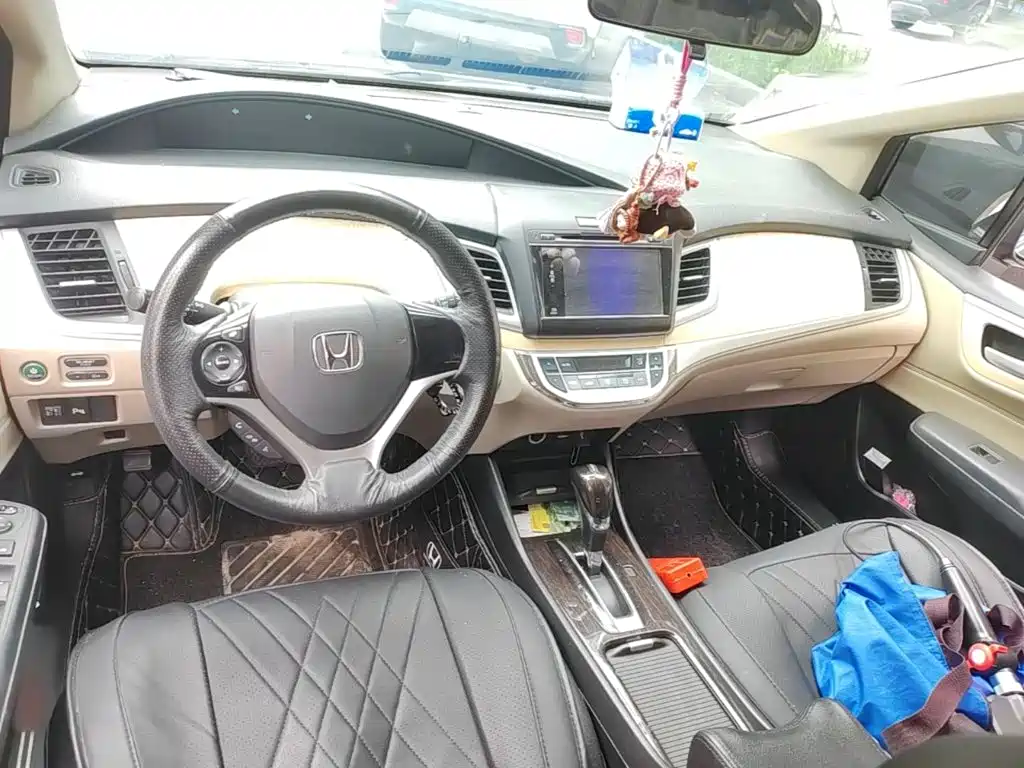 Honda Jade 2015 — фото 13