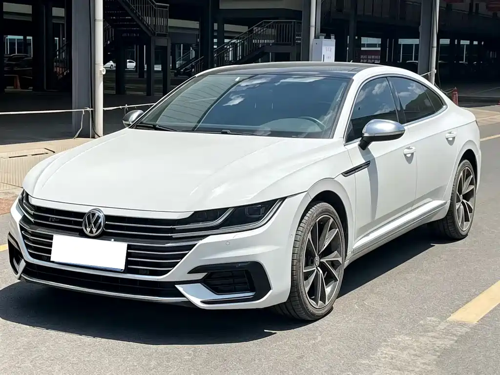 Volkswagen CC 2019 — фото 1